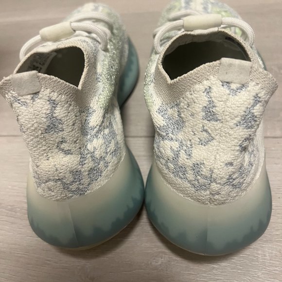 Brand new Yeezy boost 380 Alien Blue - Picture 2 of 6
